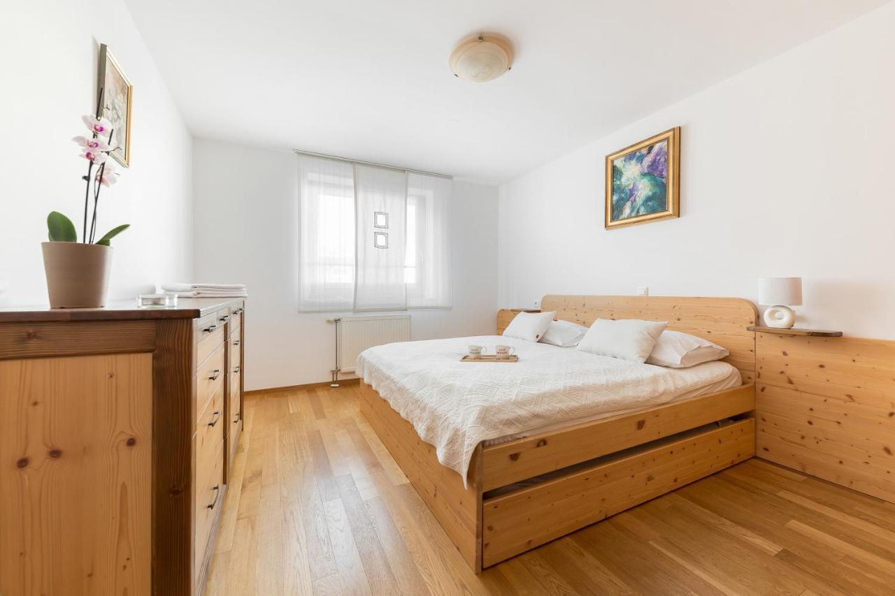 Mountain Charm Apartment Кранска гора Екстериор снимка