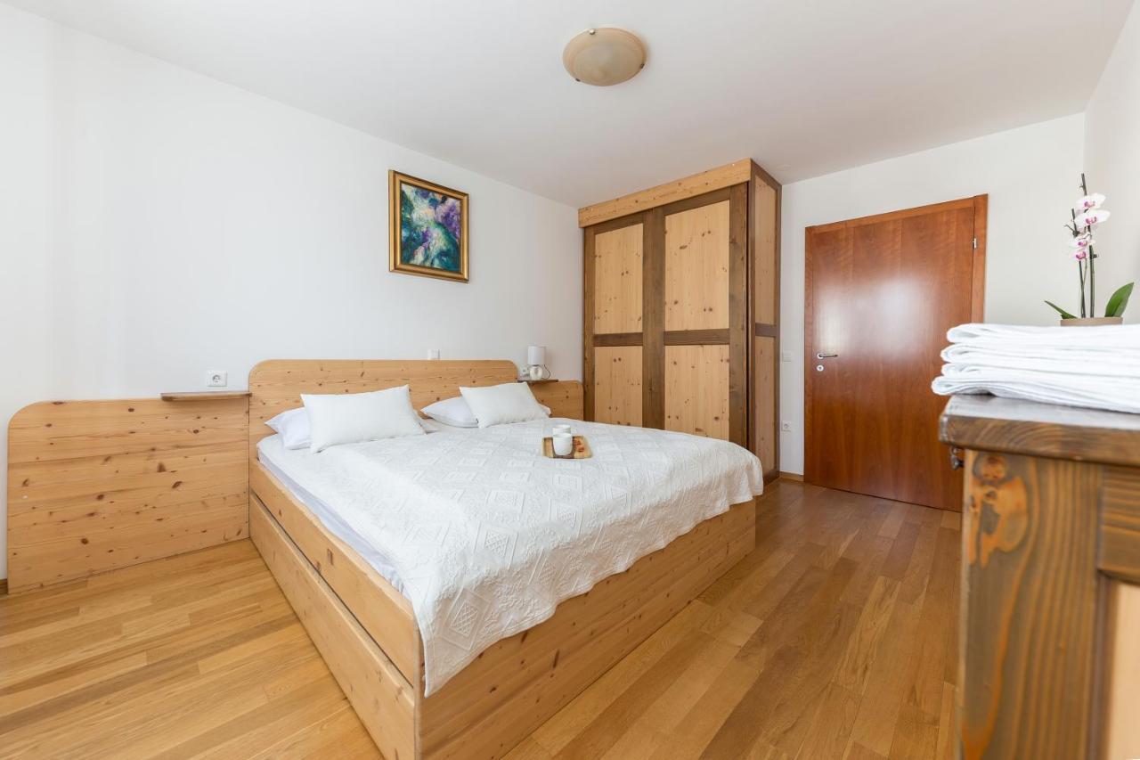 Mountain Charm Apartment Кранска гора Екстериор снимка